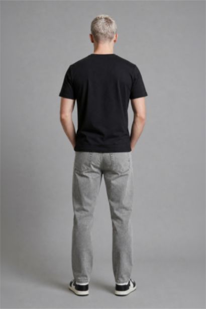 Джинсы Straight Fit