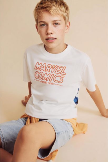 New Regular Fit Licensed by Marvel Short Sleeve T-Shirt