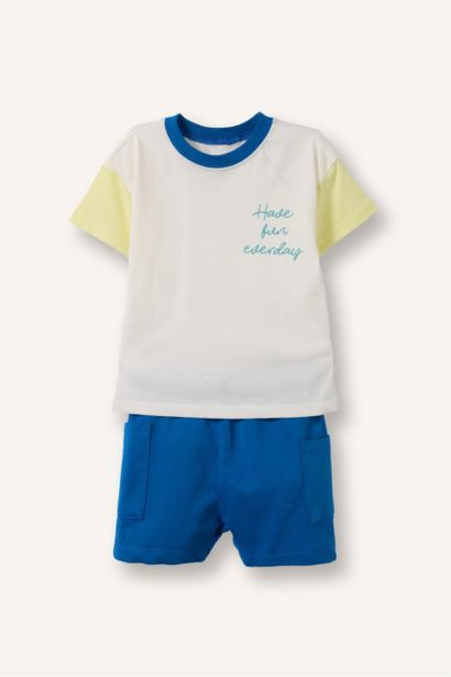 2 piece Regular Fit Slogan Set
