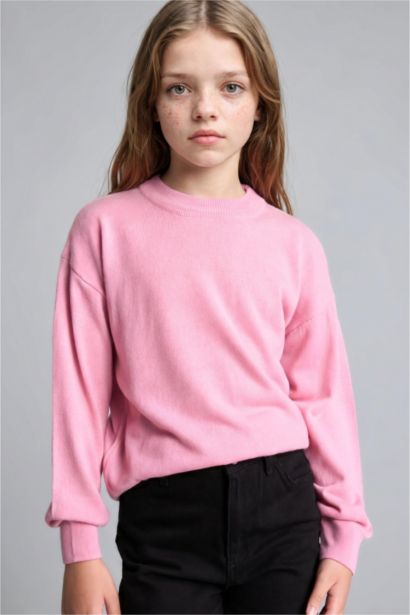 Girl Regular Fit Crew Neck Pullover