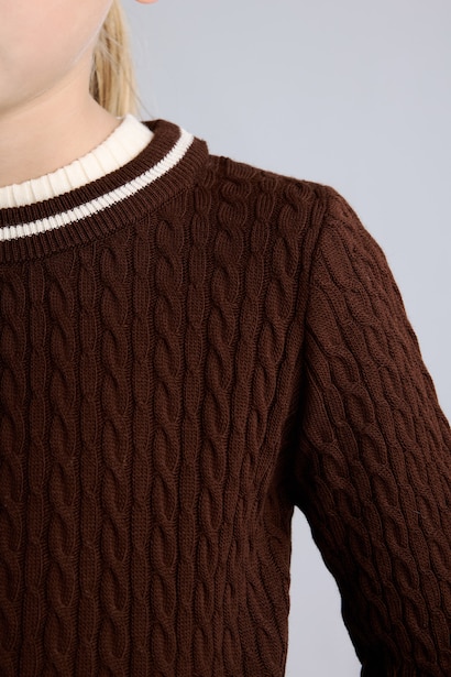Girl Regular Fit Crew Neck Pullover