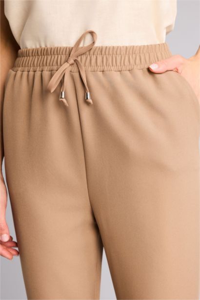 Slım Fıt Cepli Yüksek Bel Jogger Paça Standart Boy Pantolon