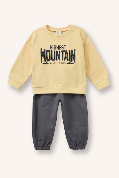 2 piece Regular Fit Slogan Set