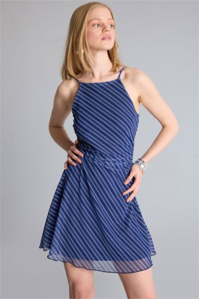 Tül Çiçek Desenli Mini Elbise