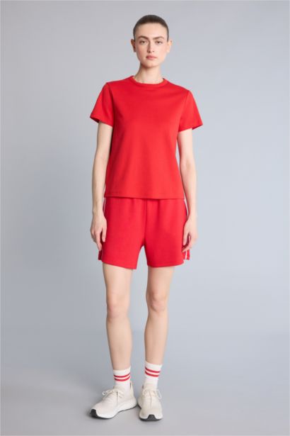 Standard Fit Cotton Short Sleeve T-Shirt