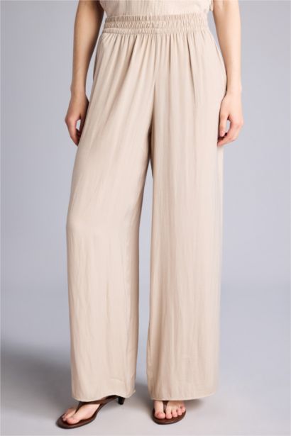Normal Waist Wide Leg Trousers