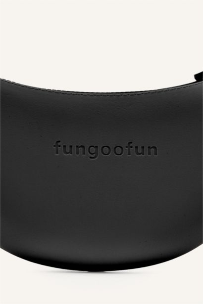 Fungoofun x Defacto Kadın Siyah Omuz Çantası