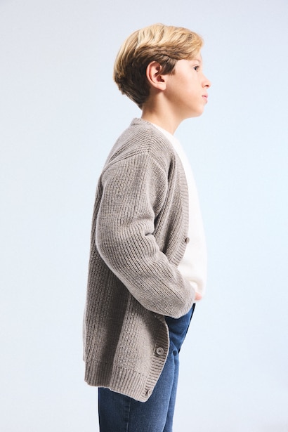 Boy V-Neck Ribbed Basic Knit Cardigan