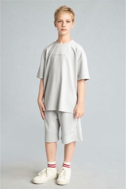 Oversize Fit Shorts