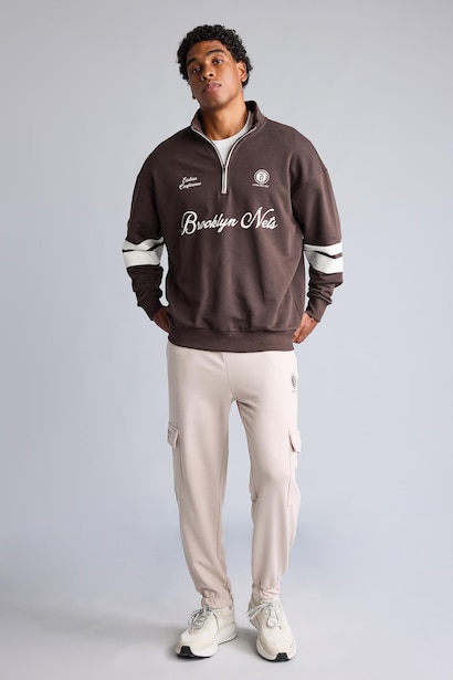 Standard Fit Thick Sweatshirt Fabric Jogger