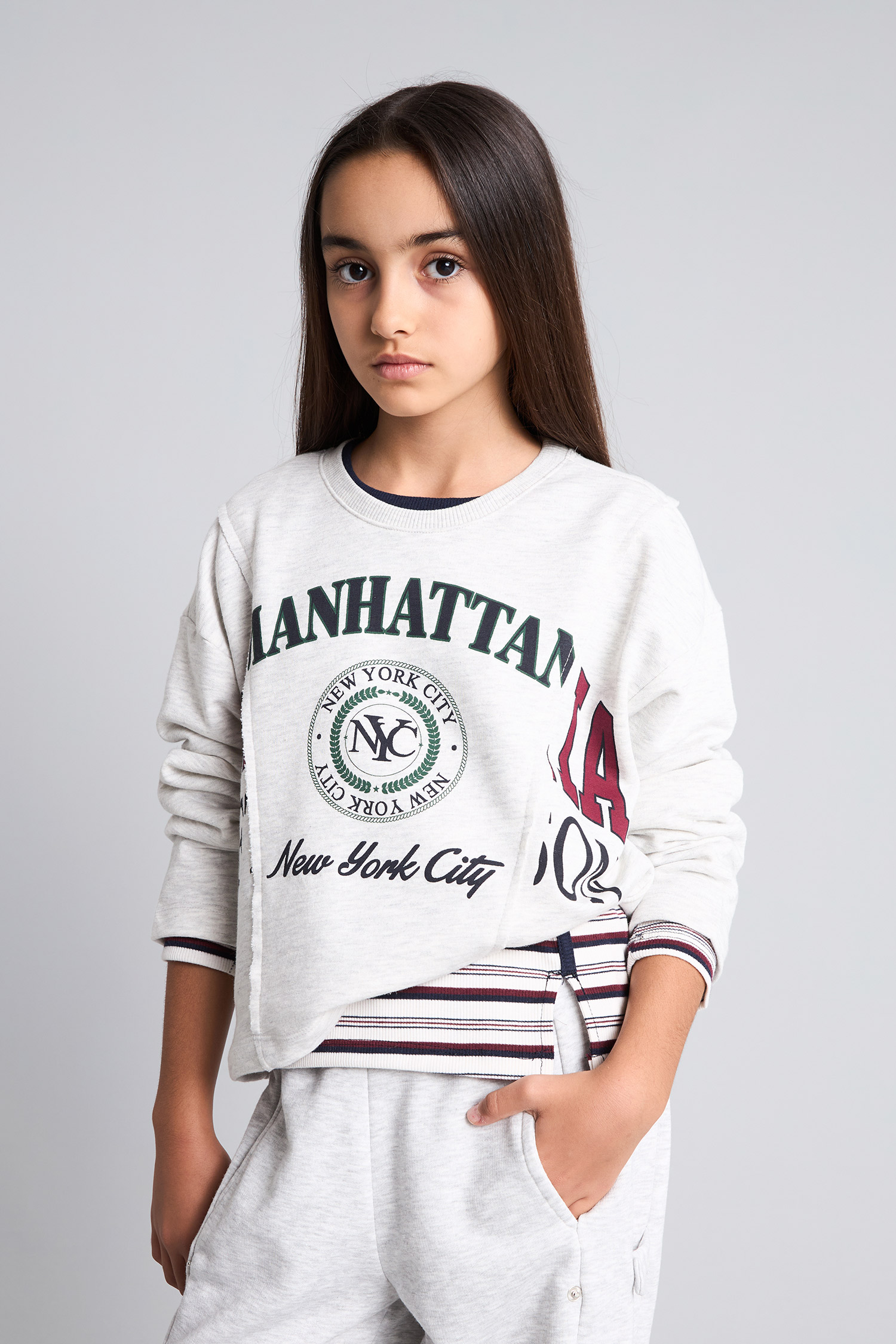 Relax Fit Crew Neck Sweatshirt