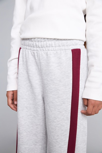 Girl Wide-Leg with Stripe Detail Sweatpants