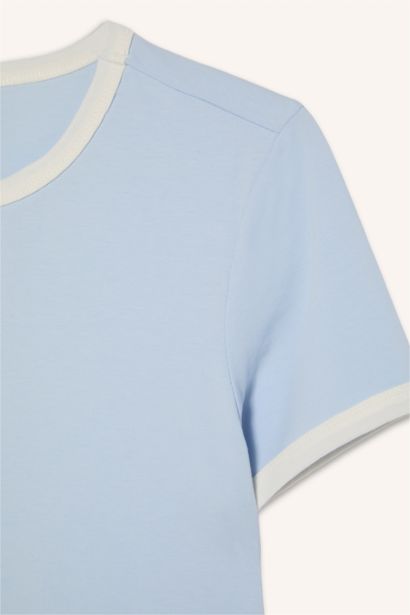 Slim Fit Kısa Kollu Tişört