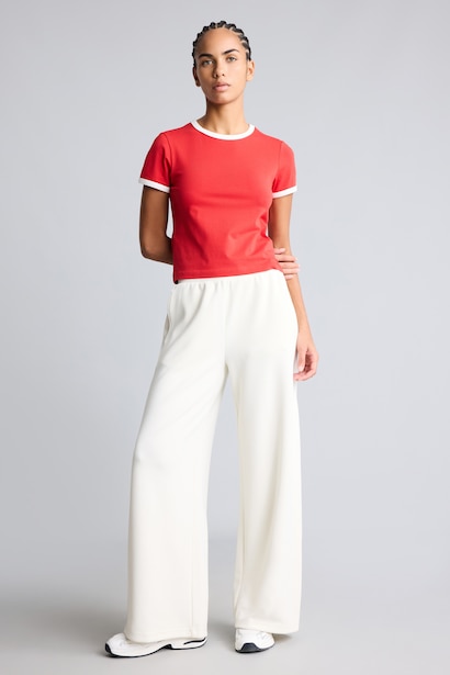 Slim Fit Kontrast Şeritli Tişört