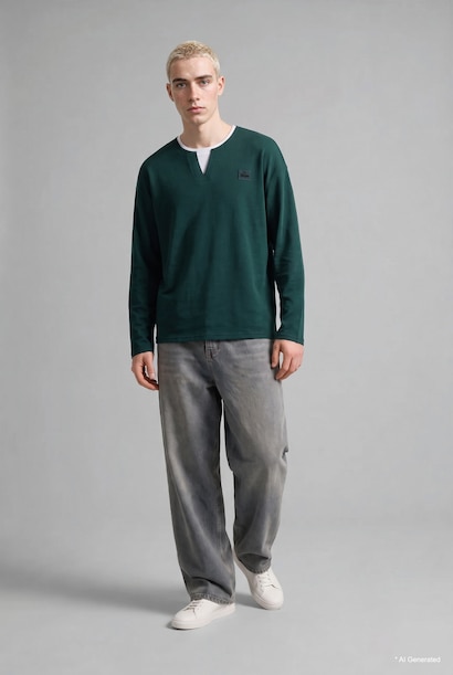 Boxy Fit Crew Neck Printed Sweatshirt