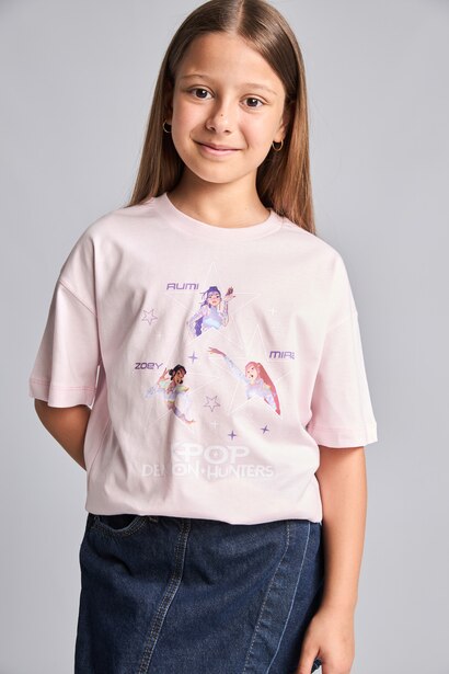 Girl Kpop - Demon Hunters Crew Neck T-Shirt