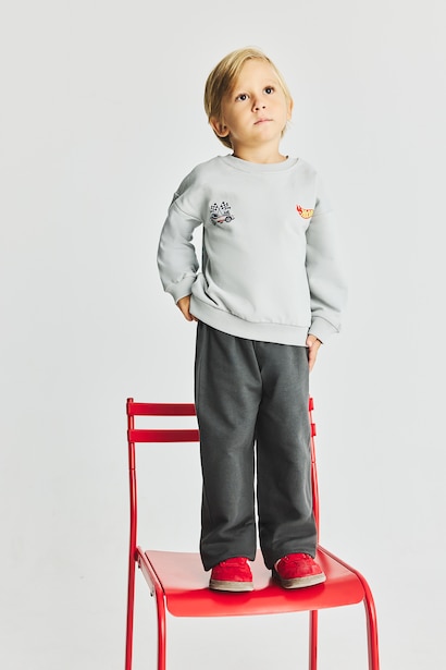 2 piece Oversize Fit Crew Neck Hot Wheels Licensed Set