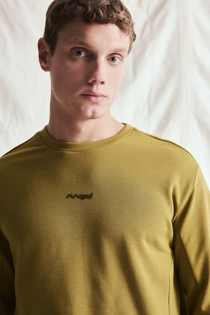 Standard Fit Sweatshirt