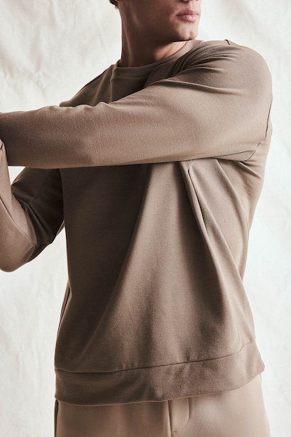 Standard Fit Sweatshirt