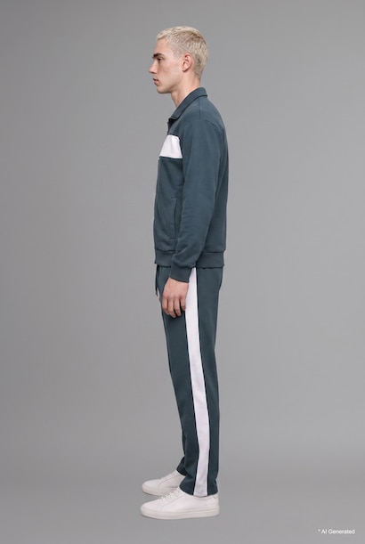 Relaxed Fit Wide Leg Sweatpants