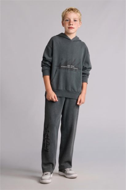 Oversize Fit Hooded Sweatshirt
