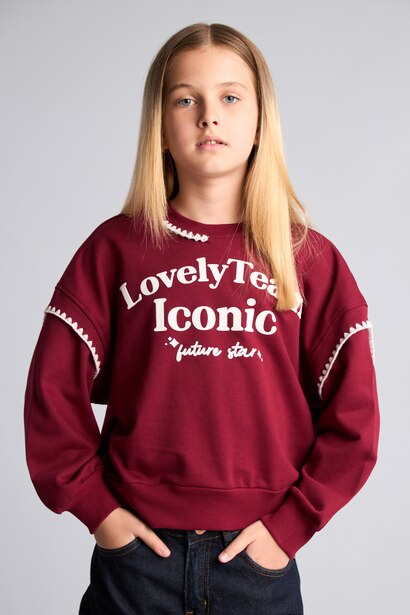 Relax Fit Slogan Crew Neck Sweatshirt
