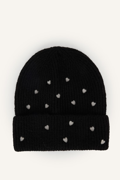 Woman Embroidered Beanie