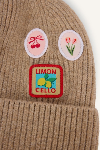Bonnet pour femme avec broderie d’étiquette