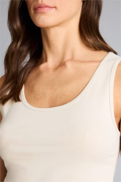 Slim Fit Basic Round Collar Sleeveless Tank Top