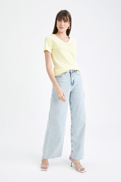 تي شيرت قطن سليم فيت بياقة V