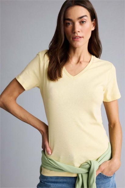 Slım Fıt V Yaka Basıc Düz Ribana Kısa Kollu Tişört