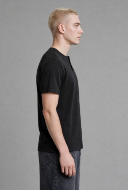 Slim Fit Kısa Kollu Tişört