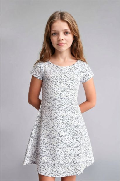 Robe fleurie à manches courtes pour fille