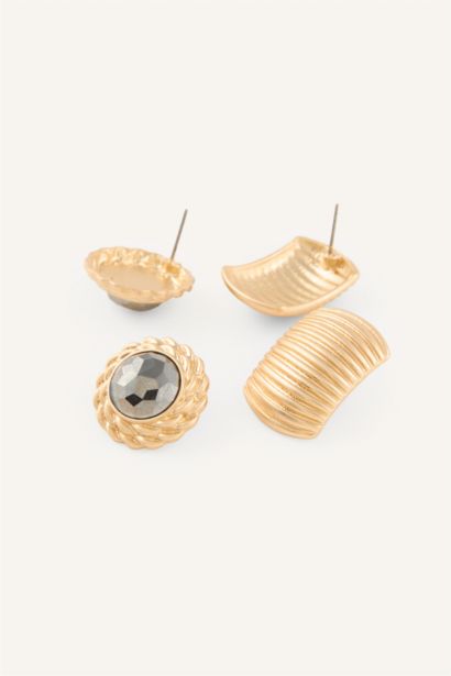 Woman 2 Piece Earrings