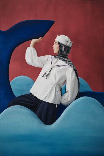 Woman Patterned Scarf