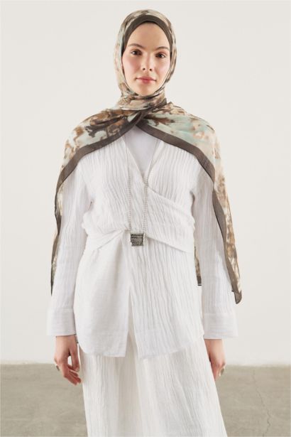 Fresh Scarfs X DeFacto Shadow Floral Viscose Scarf