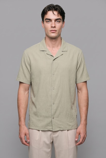 Modern Fit Cotton Short Sleeve Shirt