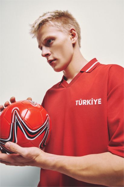 Boxy Fit Baskılı Polo Tişört