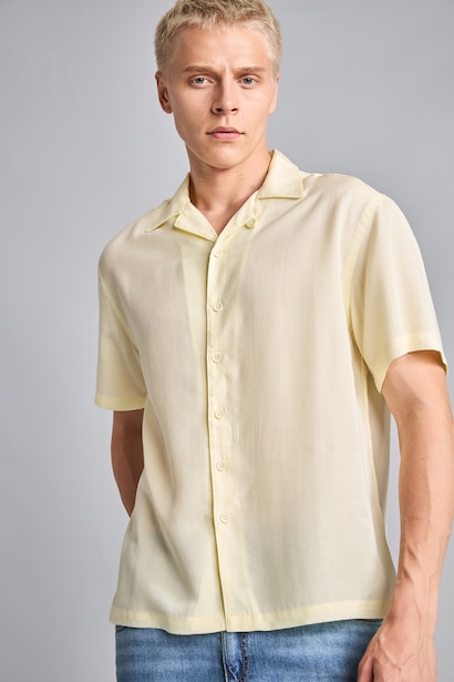 Boxy Fit Sensual Short Sleeve Shirt