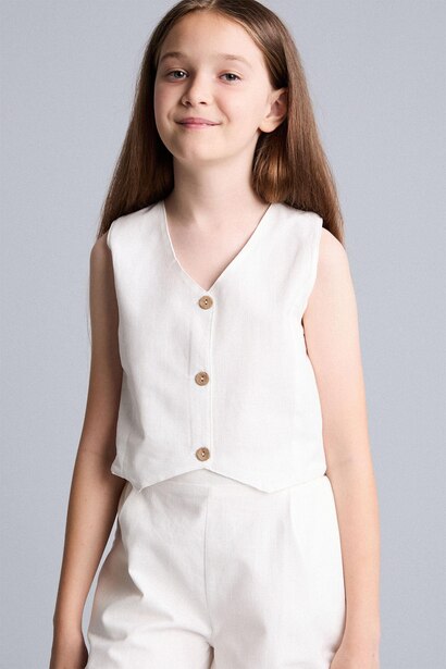 Girl Cotton Buttoned Vest Top Shorts 2 Piece Set