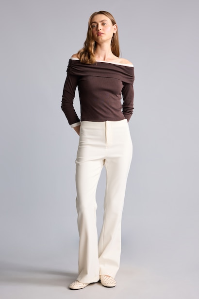 Slim Fit Omzu Açık Ribana Basic Tişört
