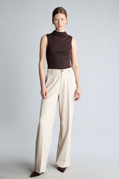 Slim Fit Ribbed Basic Top