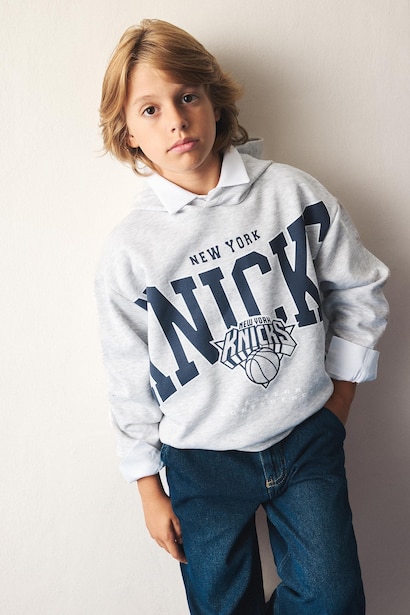 Regular Fit NBA New York Knicks Licensed Hooded Sweatshirt