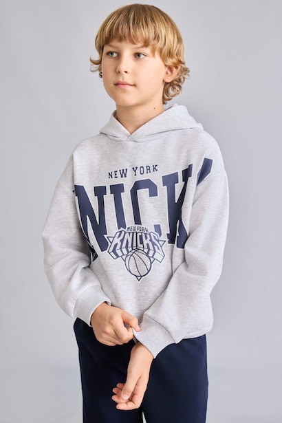 Regular Fit NBA New York Knicks Licensed Hooded Sweatshirt