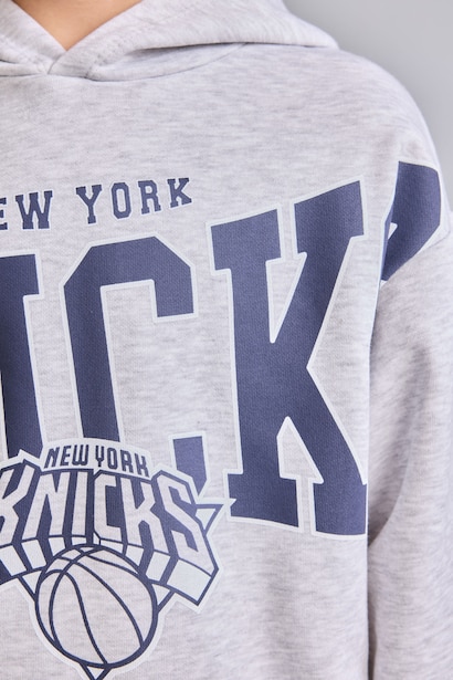 Regular Fit NBA New York Knicks Licensed Hooded Sweatshirt