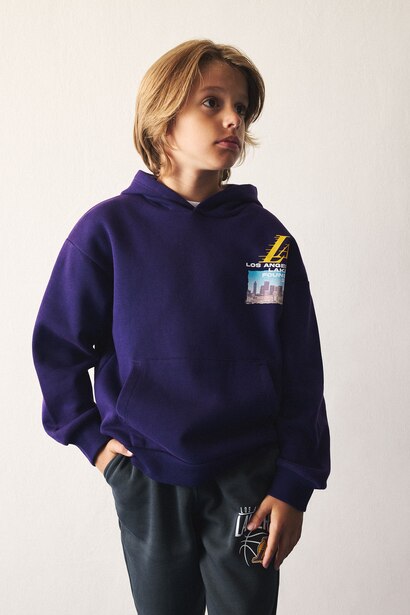 Regular Fit NBA Los Angeles Lakers Licensed Crew Neck Sweatshirt