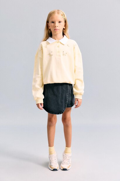 Girl Relaxed Fit Light Yellow 100% Cotton Polo Collar Long Sleeve Sweatshirt