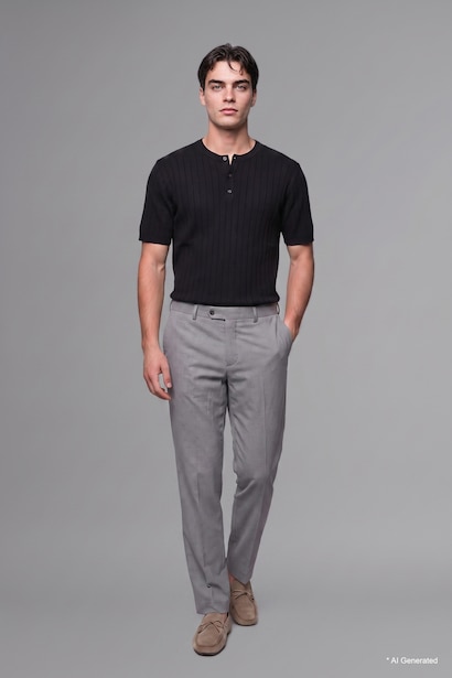 Standard Fit Short Sleeve T-Shirt