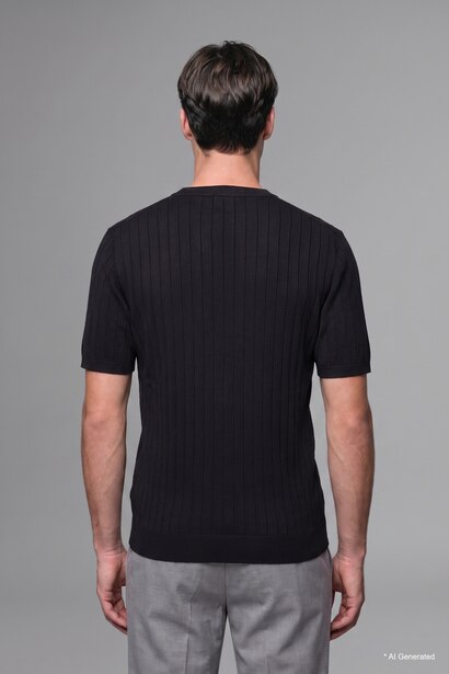 Standard Fit Short Sleeve T-Shirt