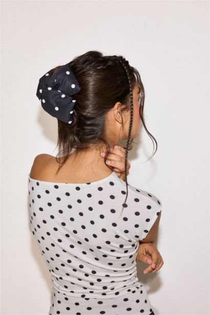 Woman Hair Clip